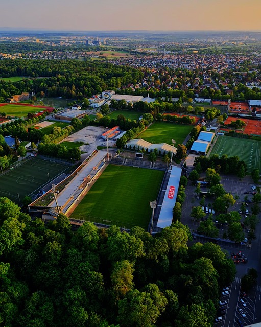 足球欧洲豪门宣布亏损，财政危机加深